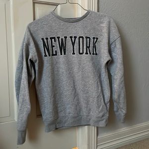 New York sweatshirt grey.